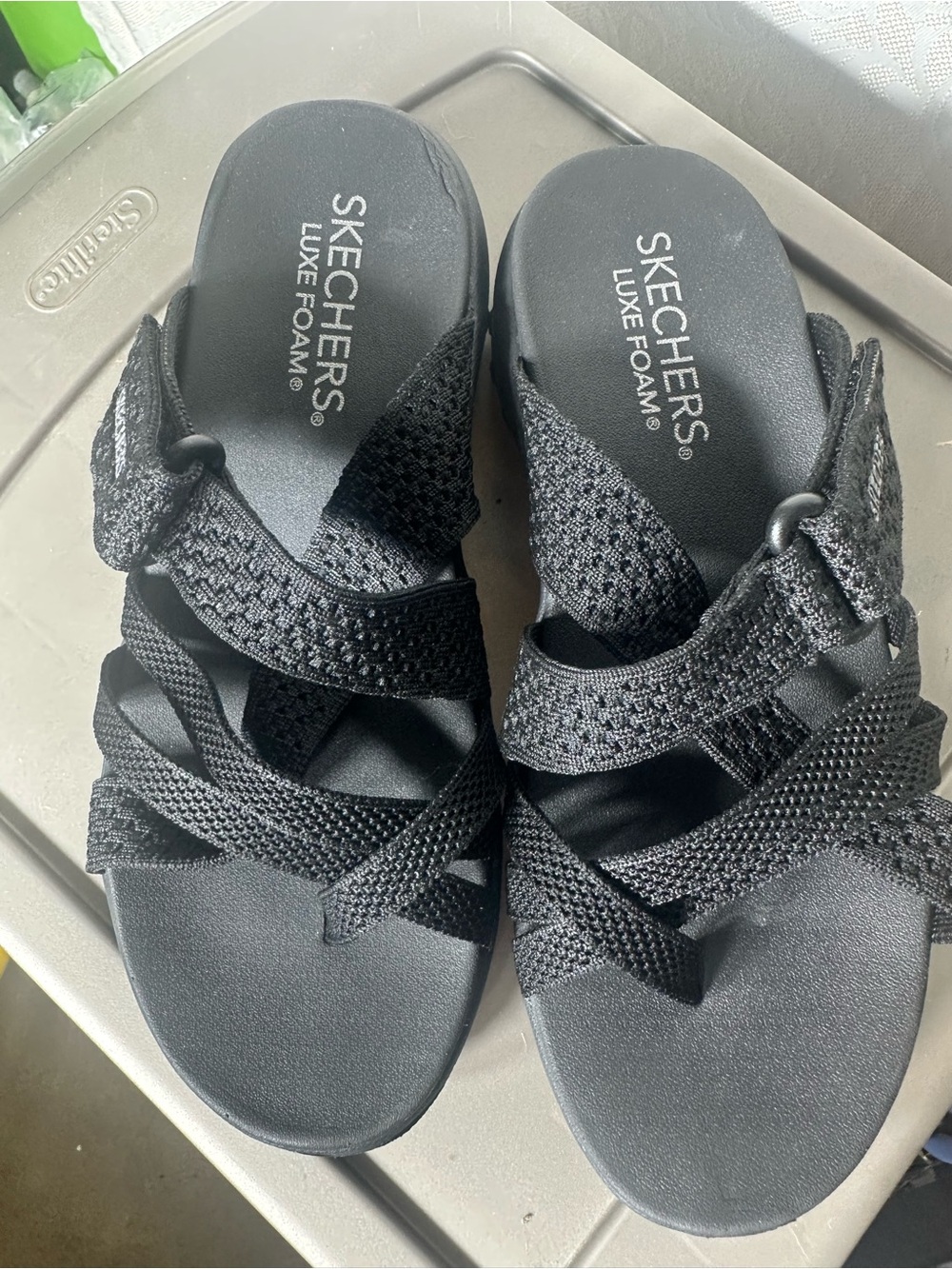 Skechers Strappy Slide Sandal with Luxe Foam Black Size 8